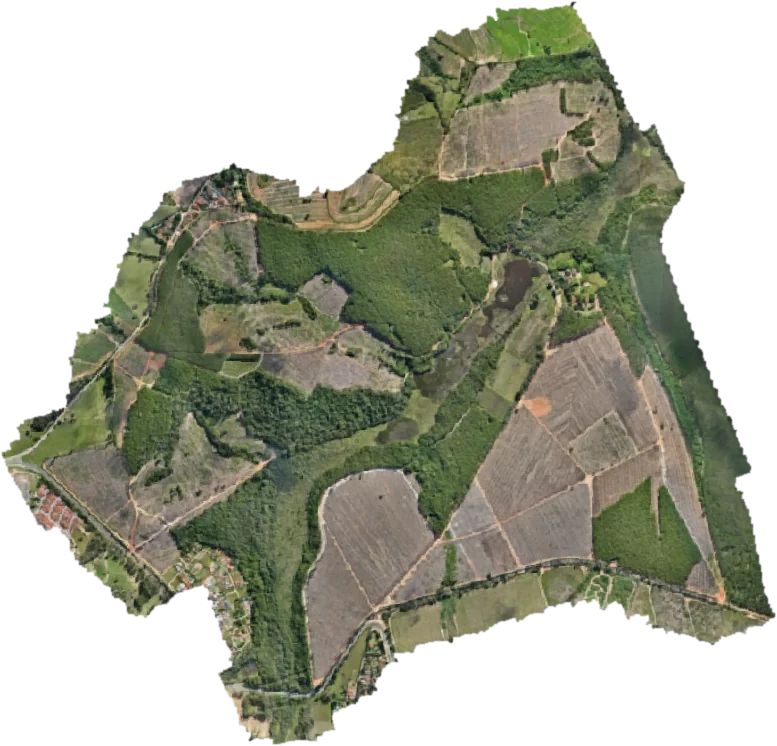 Ortomosaico de propriedade rural com diferentes áreas de vegetação e cultivo